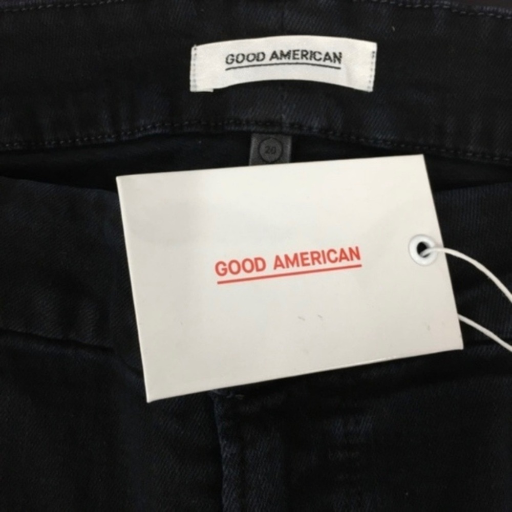 Good American || +Size Good Legs Distressed Jeans - Picture 5 of 8